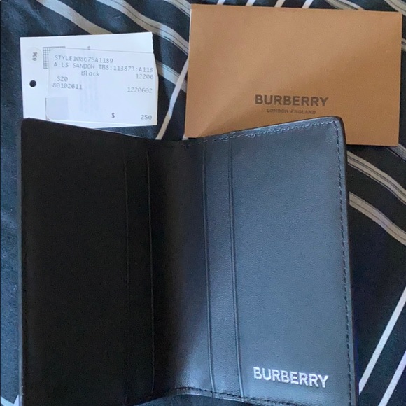 Burberry Wallet - Picture 2 of 2